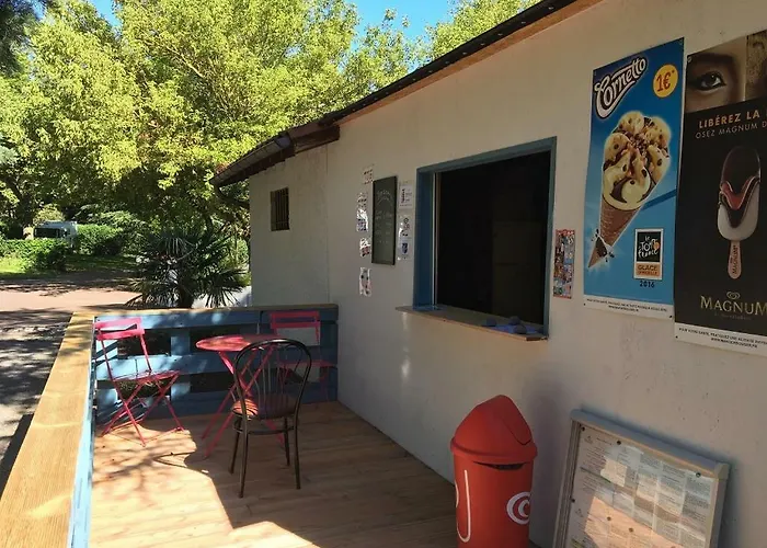 مكان تخييم Le Moulin Du Roy