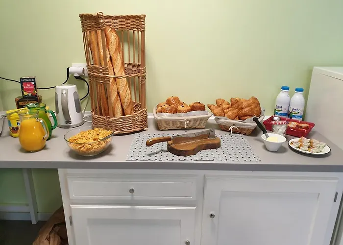 مكان تخييم Le Moulin Du Roy 3*